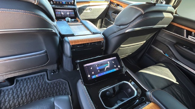 2024 Jeep Grand Wagoneer L Series III