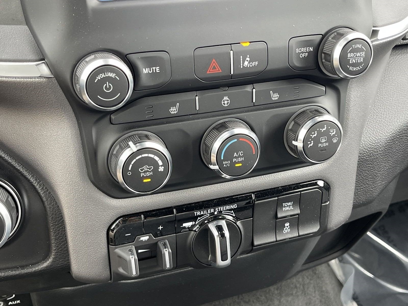 2024 RAM 1500 Lone Star