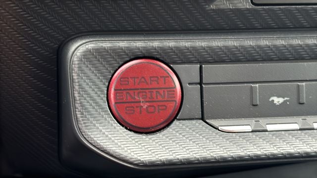 2025 Ford Mustang Dark Horse