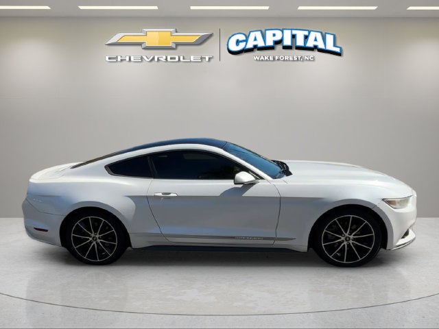 2017 Ford Mustang EcoBoost