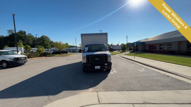 2023 Ford E-350SD Base Cutaway
