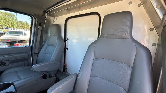 2024 Ford E-350SD Base Cutaway
