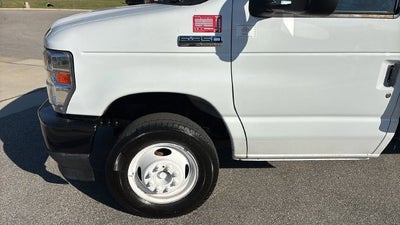 2024 Ford E-350SD Base Cutaway