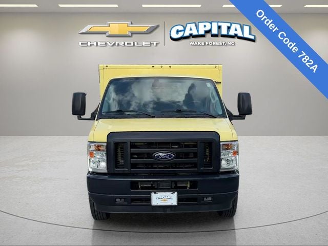 2022 Ford E-450SD Base DRW