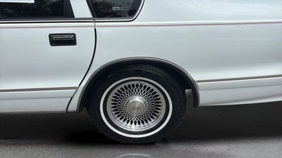 1996 Chevrolet Caprice Classic GARAGE KEPT