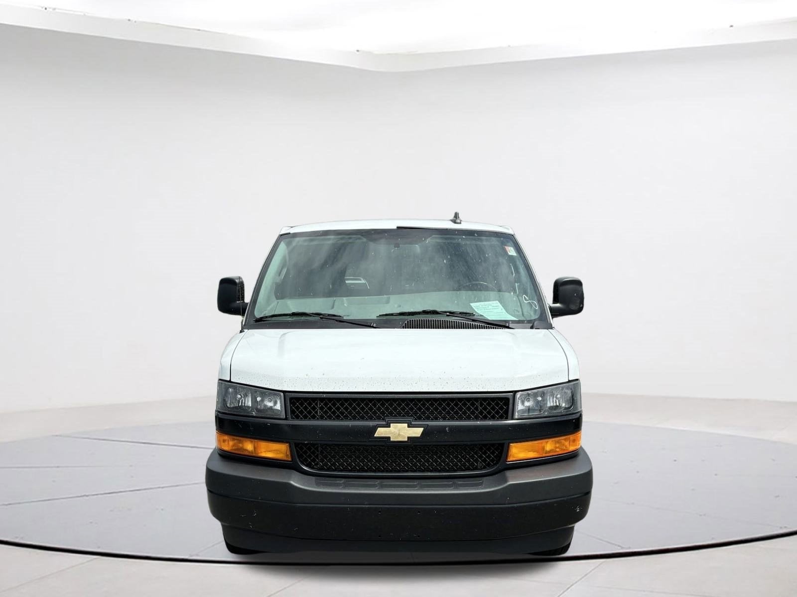 2023 Chevrolet Express Passenger LS