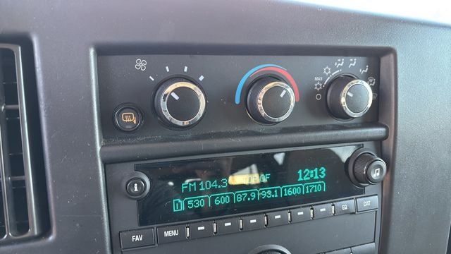 2024 Chevrolet Express 3500 LT Passenger