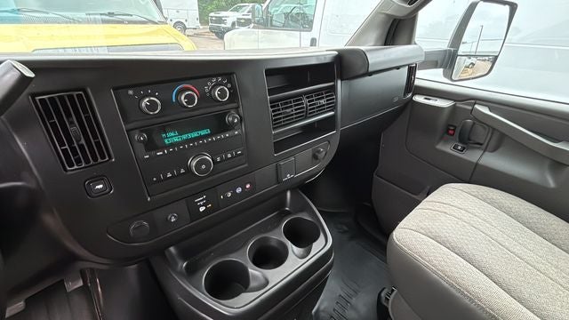 2023 Chevrolet Express 3500 Work Van Cutaway