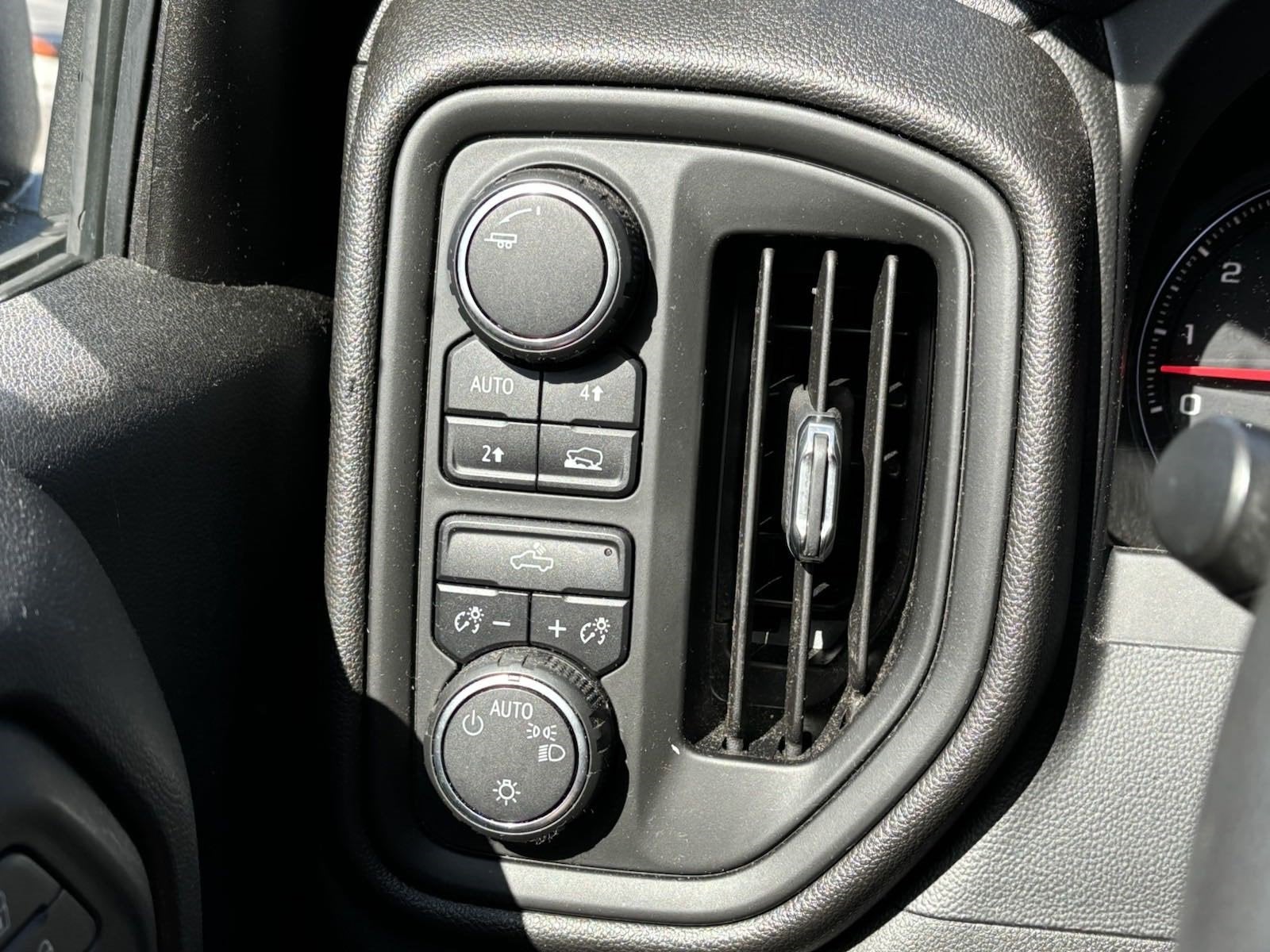 2019 Chevrolet Silverado 1500 Custom