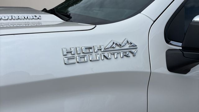 2022 Chevrolet Silverado 1500 High Country