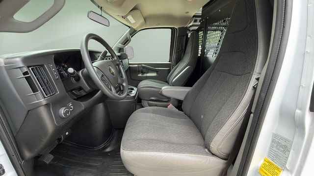 2025 Chevrolet Express 2500 Work Van Cargo