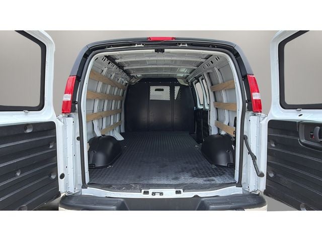 2025 Chevrolet Express 2500 Work Van Cargo