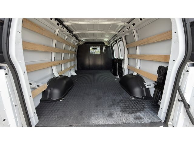 2025 Chevrolet Express 2500 Work Van Cargo