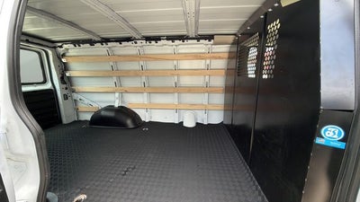2025 Chevrolet Express 2500 Work Van Cargo
