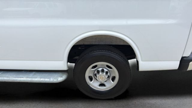 2025 Chevrolet Express 2500 Work Van Cargo