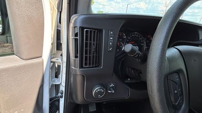 2025 Chevrolet Express 2500 Work Van Cargo