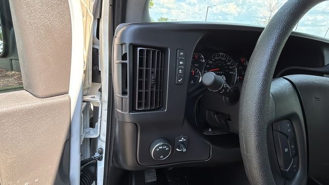 2025 Chevrolet Express 2500 Work Van Cargo