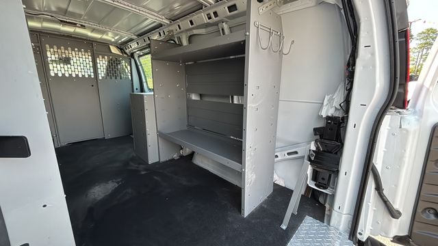 2025 Chevrolet Express 2500 Work Van Cargo