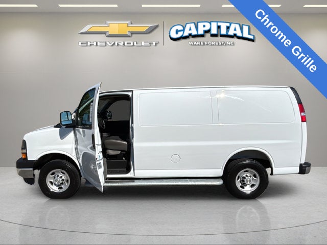 2025 Chevrolet Express 2500 Work Van Cargo