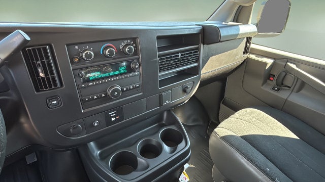 2025 Chevrolet Express 2500 Work Van Cargo