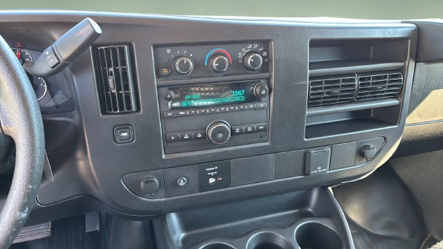 2025 Chevrolet Express 2500 Work Van Cargo