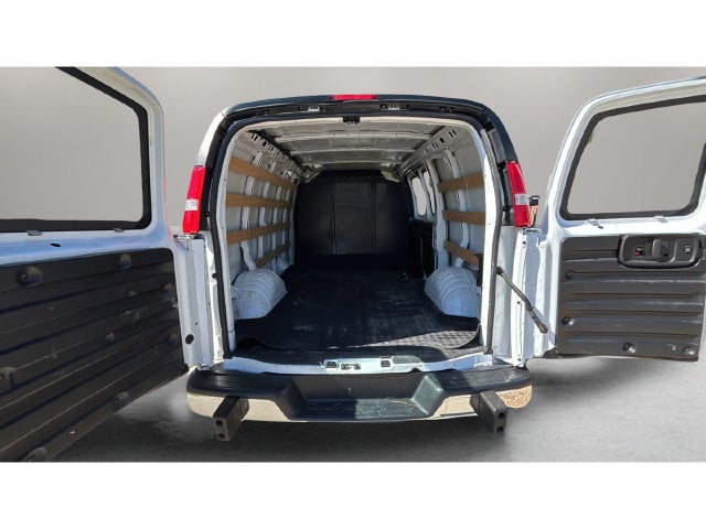 2025 Chevrolet Express 2500 Work Van Cargo