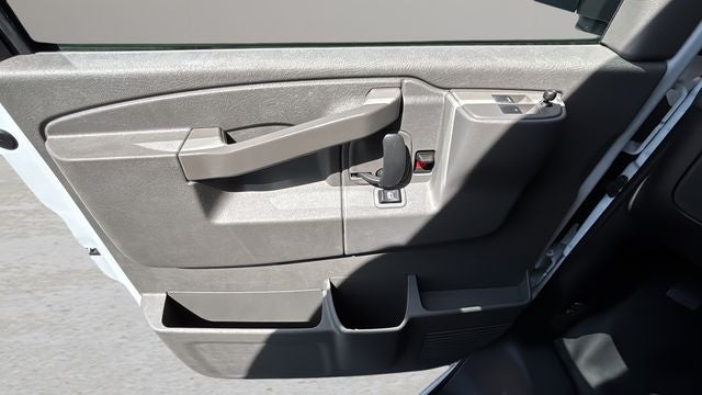 2025 Chevrolet Express 2500 Work Van Cargo