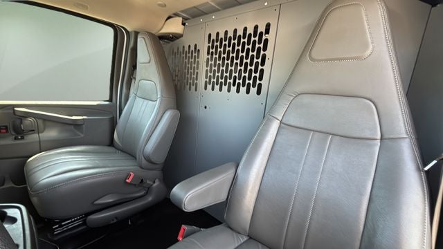 2025 Chevrolet Express 2500 Work Van Cargo