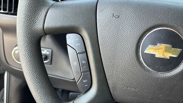 2025 Chevrolet Express 2500 Work Van Cargo
