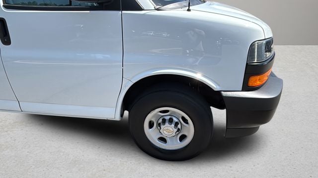 2025 Chevrolet Express 2500 Work Van Cargo