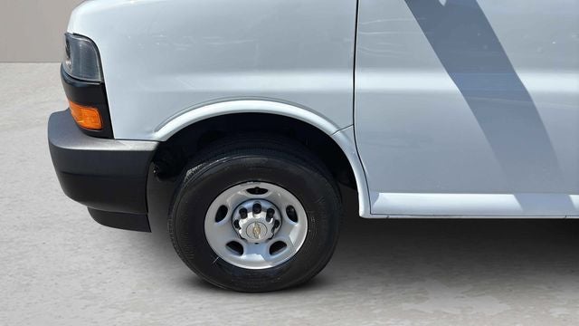 2025 Chevrolet Express 2500 Work Van Cargo