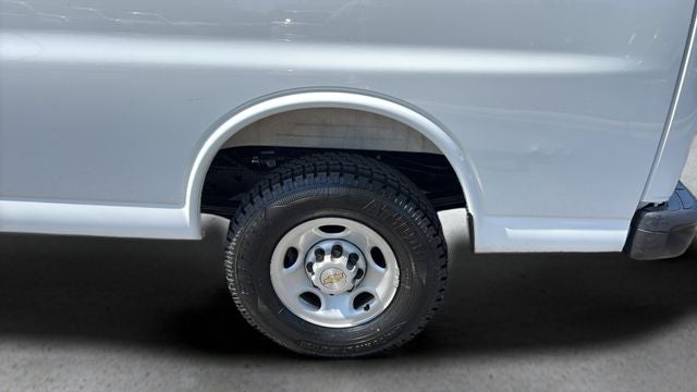 2025 Chevrolet Express 2500 Work Van Cargo