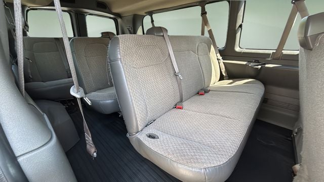 2023 GMC Savana 3500 LS