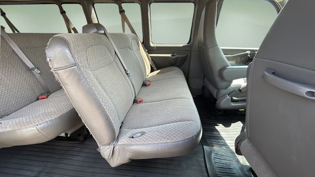2023 GMC Savana 3500 LS