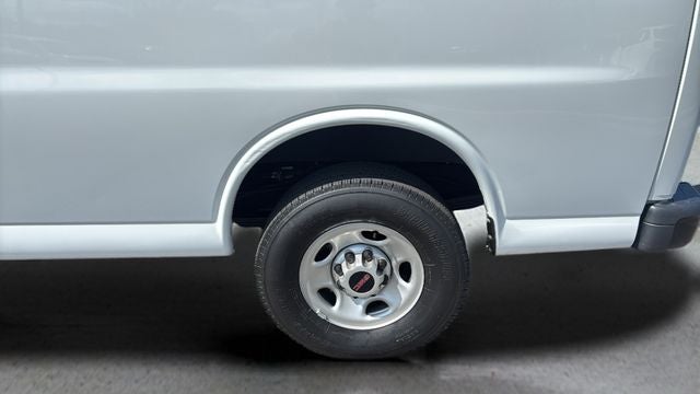 2023 GMC Savana 3500 LS