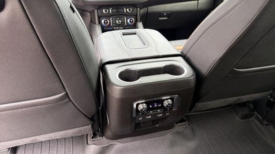 2024 GMC Yukon XL AT4