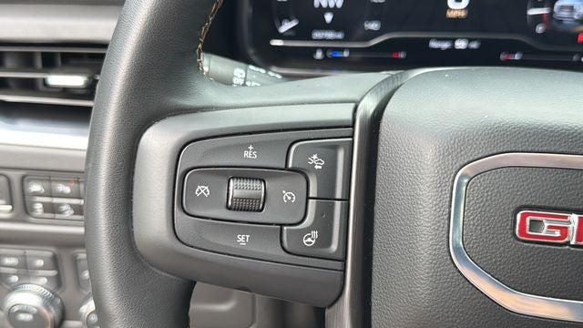 2024 GMC Yukon XL AT4