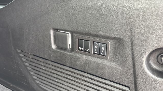 2024 GMC Yukon XL AT4