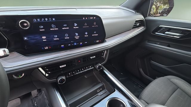 2025 Chevrolet Tahoe LS