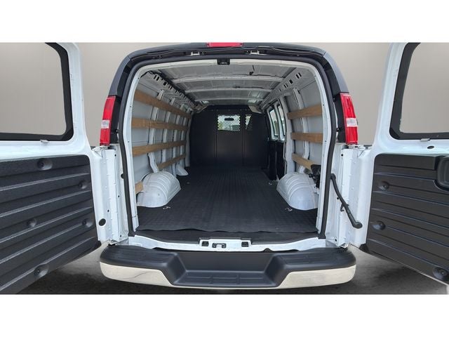 2025 GMC Savana 2500 Work Van