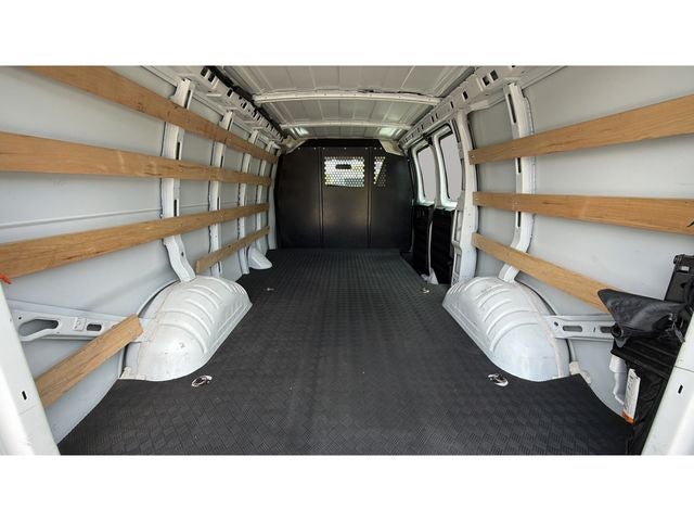 2025 GMC Savana 2500 Work Van