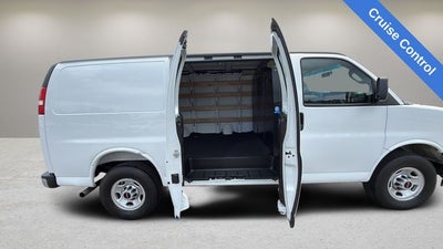 2025 GMC Savana 2500 Work Van