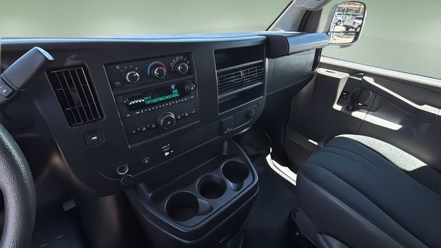 2025 GMC Savana 2500 Work Van
