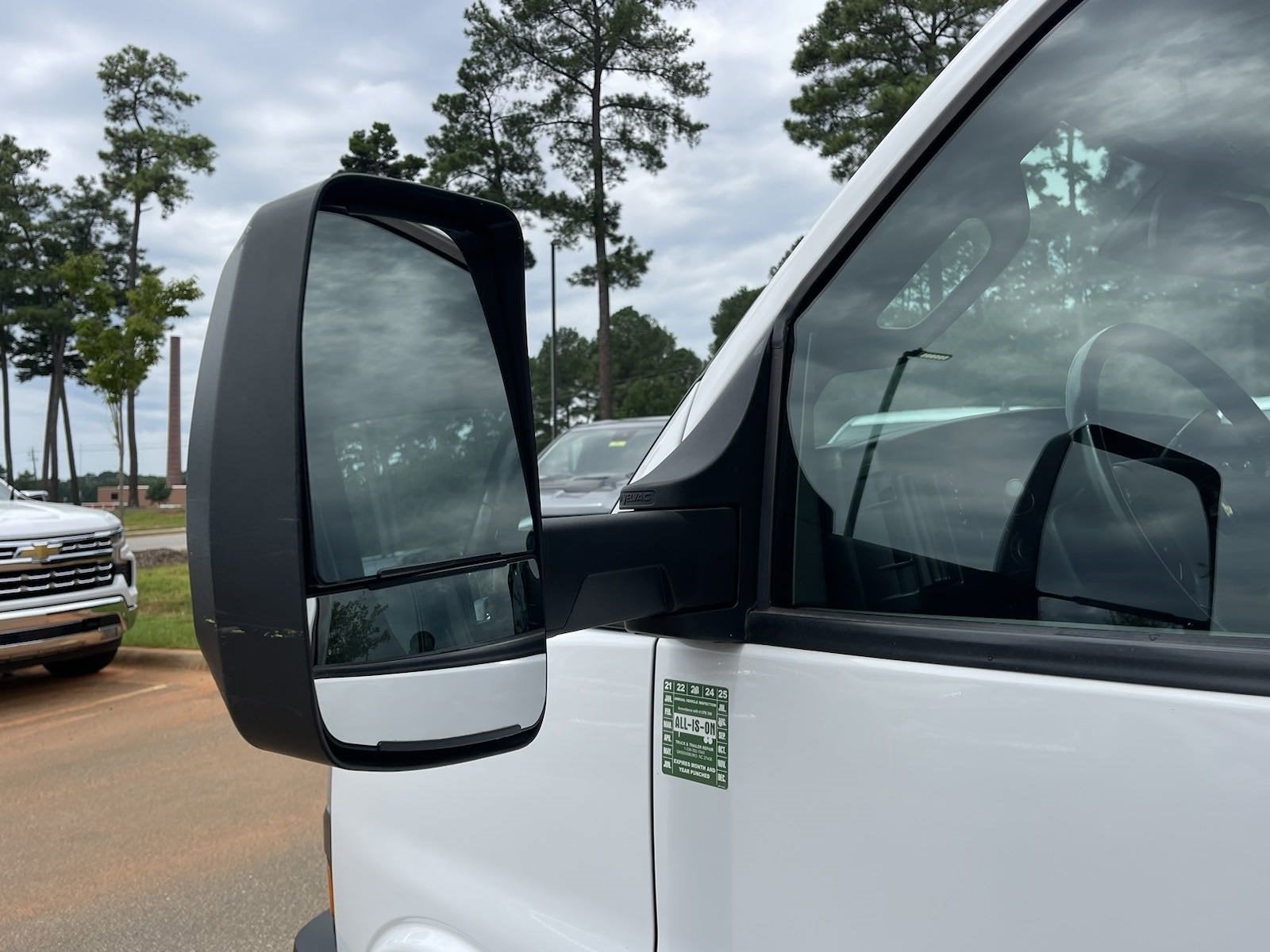 2021 Chevrolet Express Commercial Cutaway Work Van