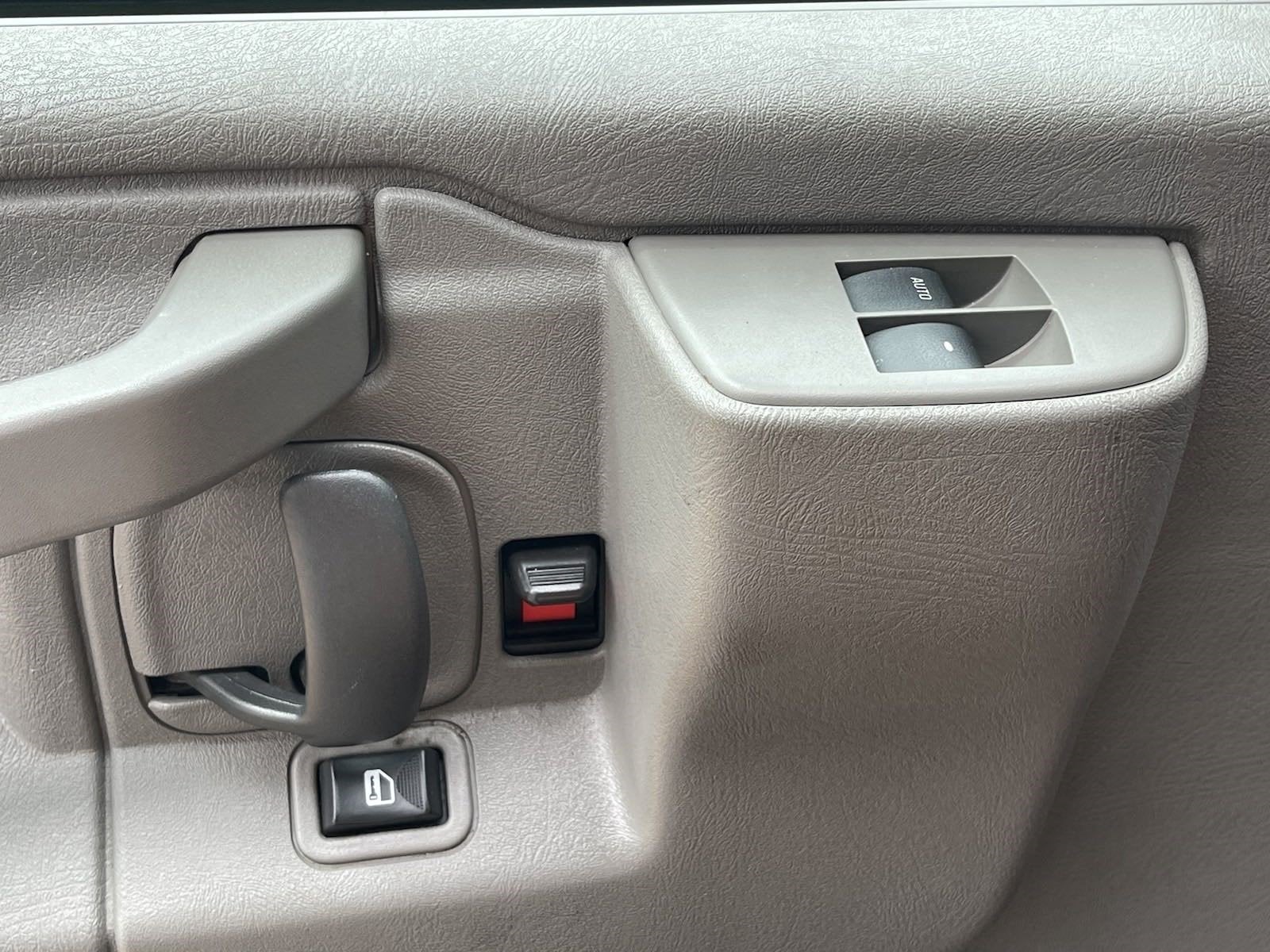 2021 Chevrolet Express Commercial Cutaway Work Van