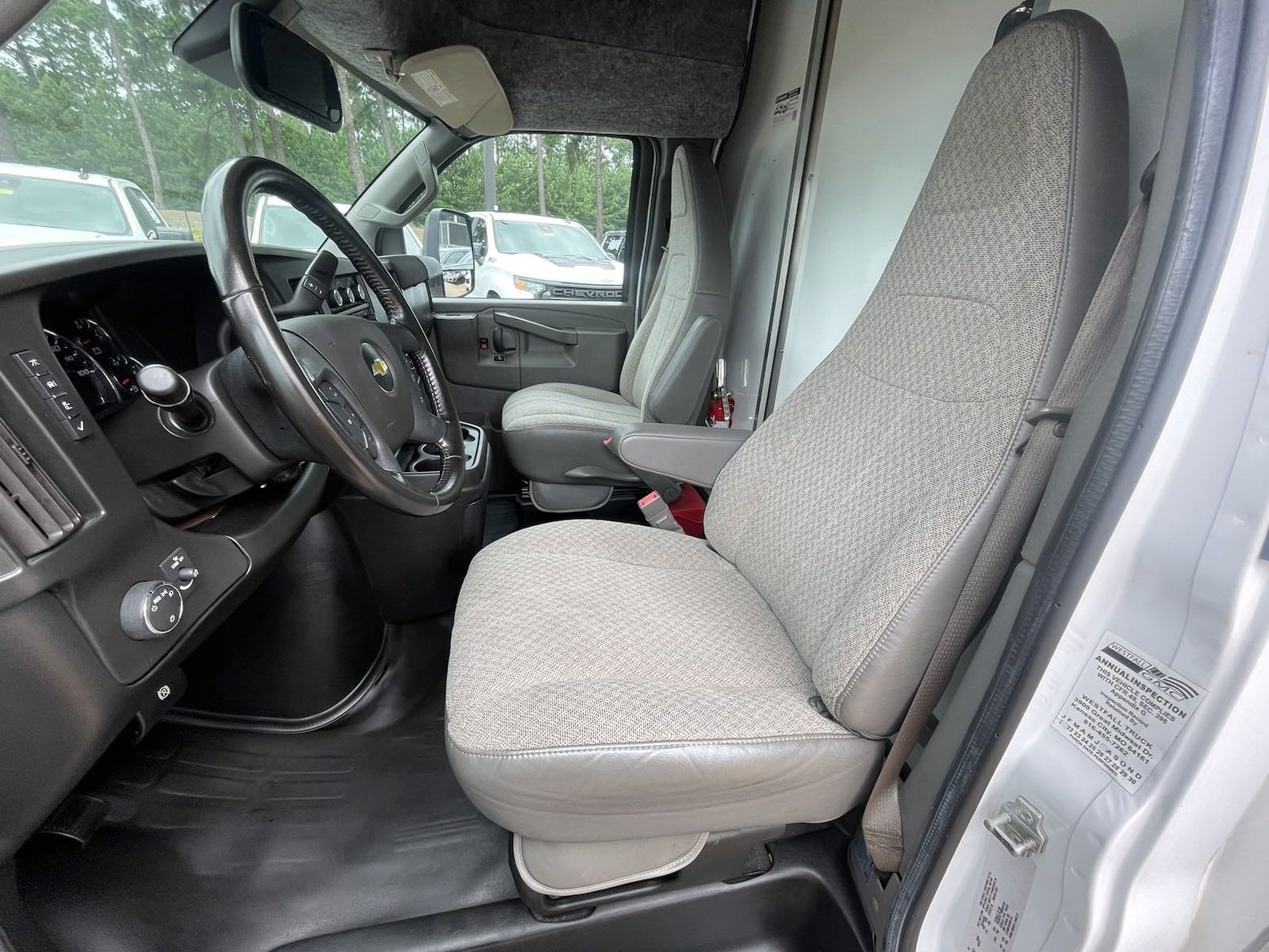 2021 Chevrolet Express Commercial Cutaway Work Van