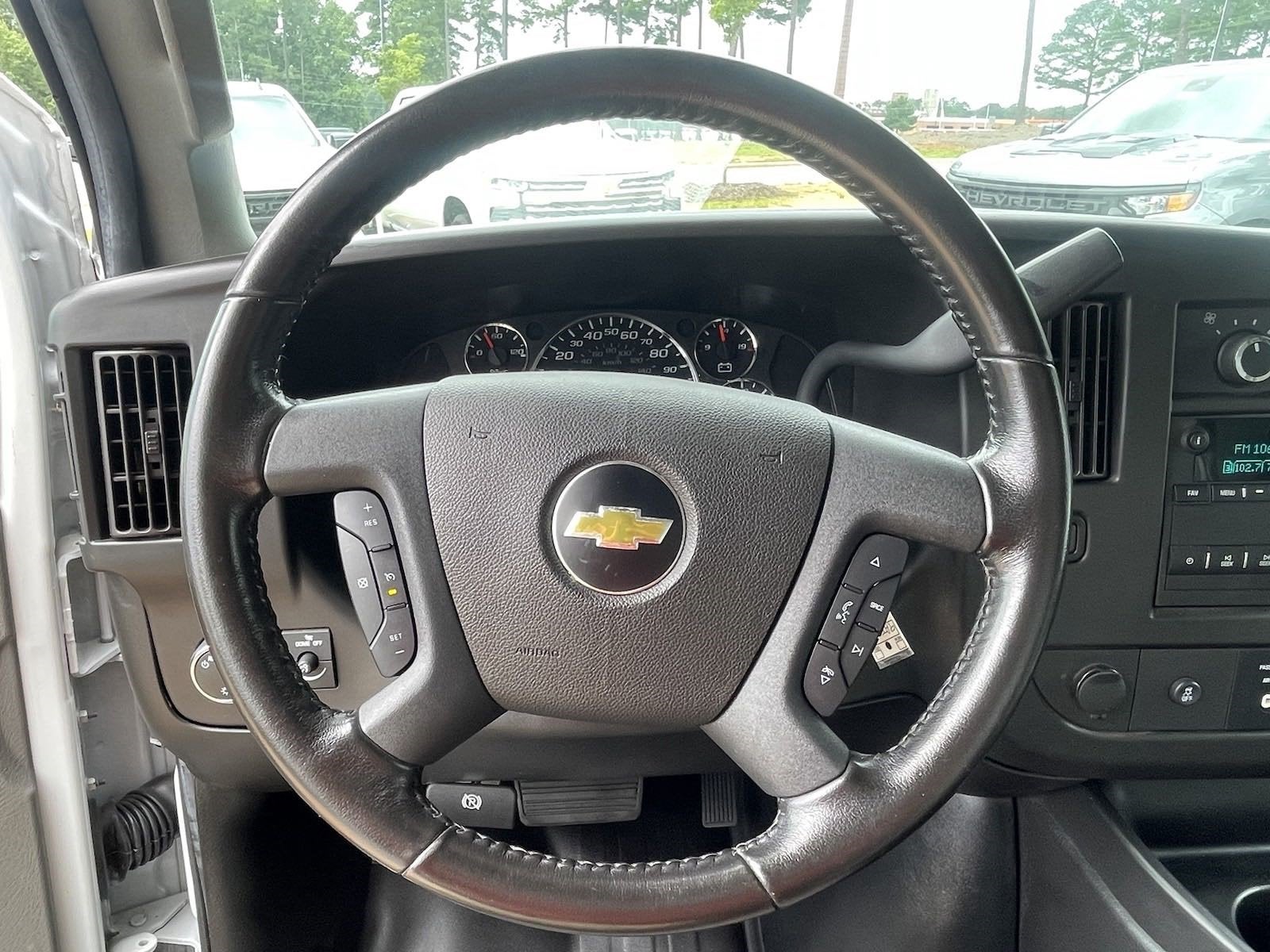 2021 Chevrolet Express Commercial Cutaway Work Van