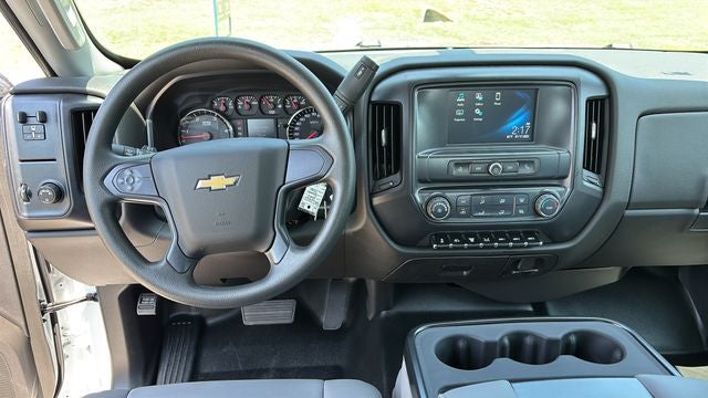 2023 Chevrolet Silverado 5500HD Work Truck 9' Hauler Body
