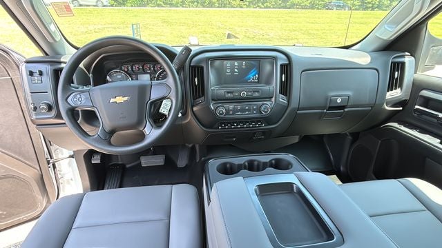 2023 Chevrolet Silverado 5500HD Work Truck 9' Hauler Body