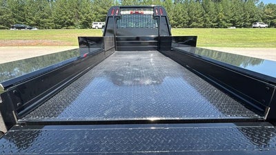 2023 Chevrolet Silverado 5500HD Work Truck 9' Hauler Body